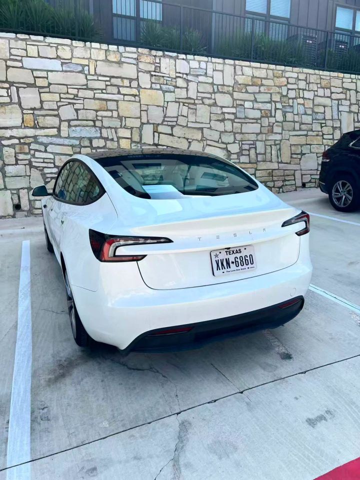 tesla model 3 2025 5YJ3E1EA0SF041318 image tesla model 3 2025 5YJ3E1EA0SF041318 image